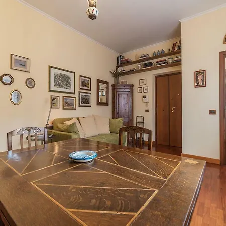 Domus Aurea & Colosseo Sweet Flat Rome