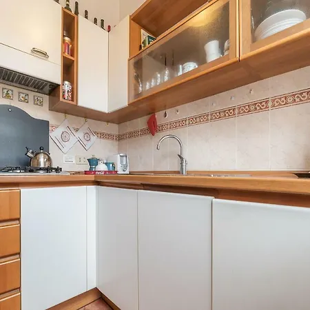 Appartamento Domus Aurea & Colosseo Sweet Flat